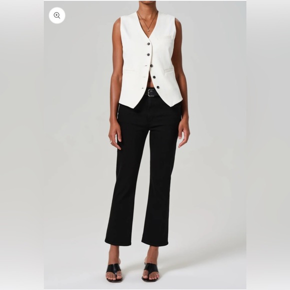 Citizens Of Humanity Denim - Citizens of Humanity Isola Mid-rise Cropped Bootcut Jeans
Size 25